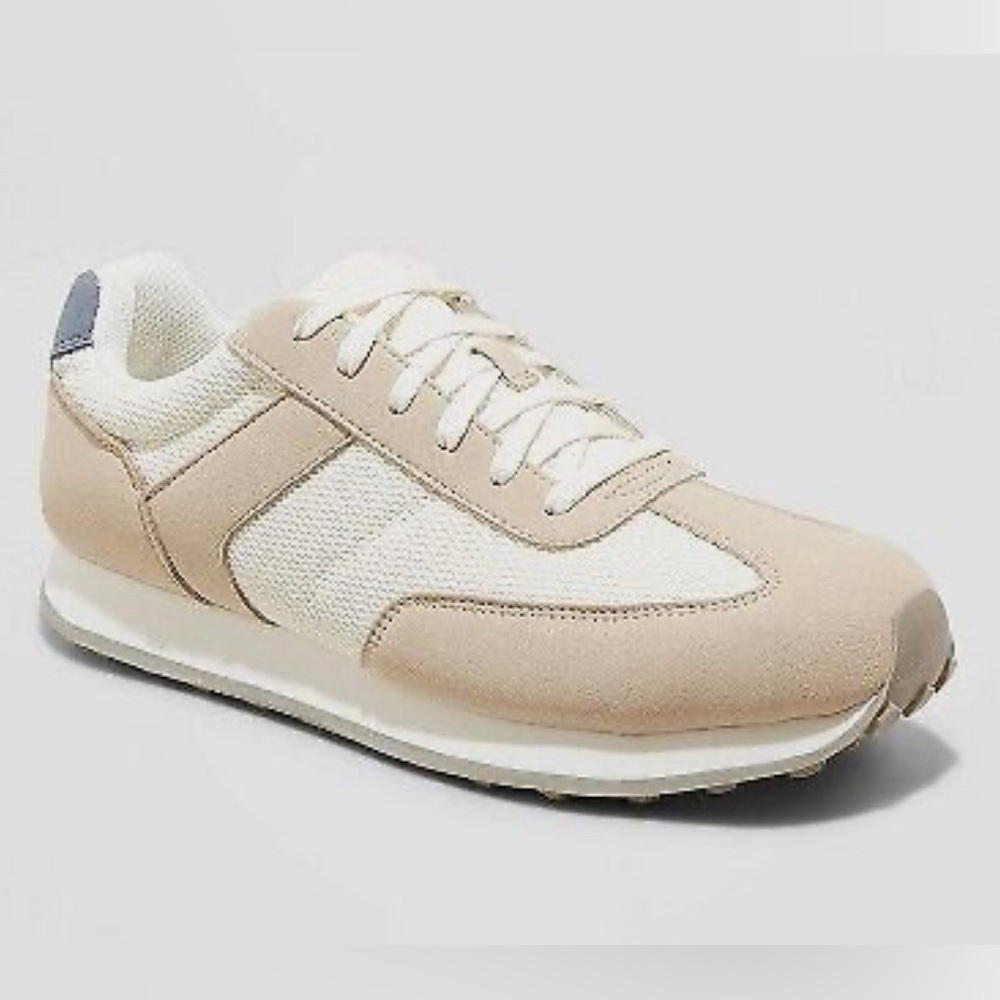 Men's Chester Retro Sneakers - Goodfellow & Co Off- White.      US 7.        NWT